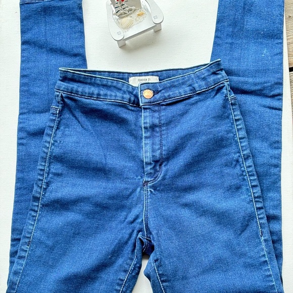 Forever 21 demin skinny jeans - Picture 7 of 8